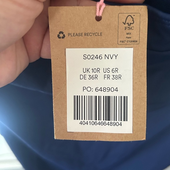 Boden Ithaca navy swimsuit, 6R - Picture 6 of 7